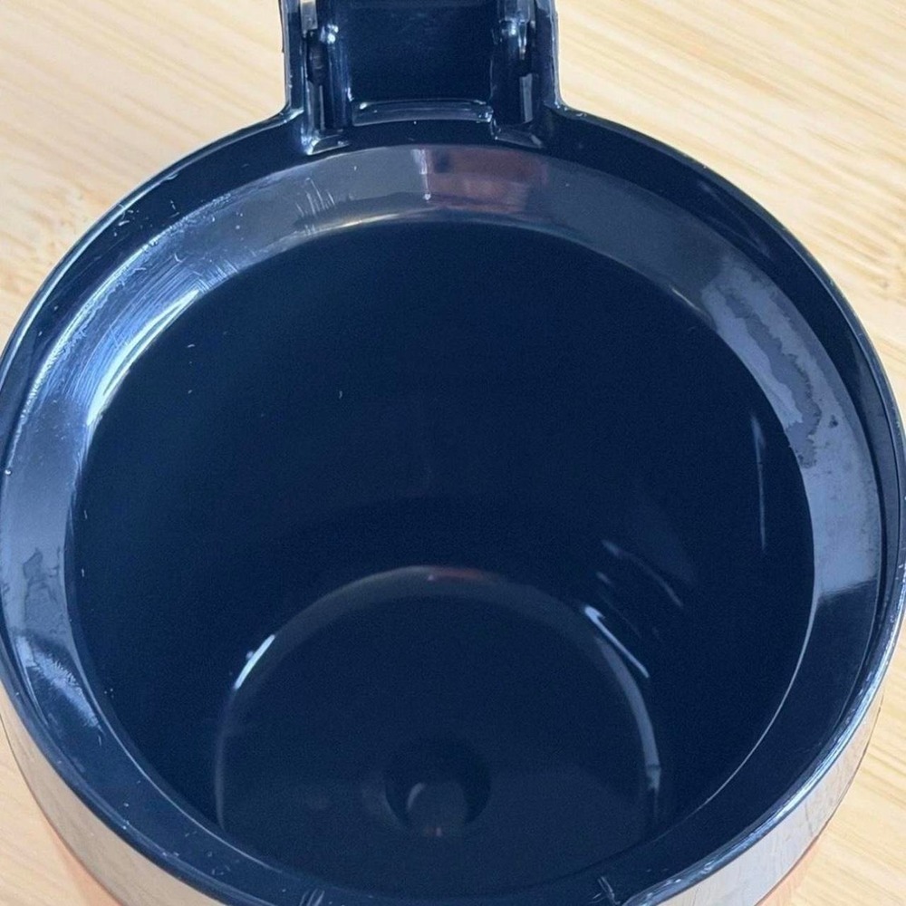Vintage Brown Rubbermaid Insulated 10 oz Carafe - Picture 3 of 4